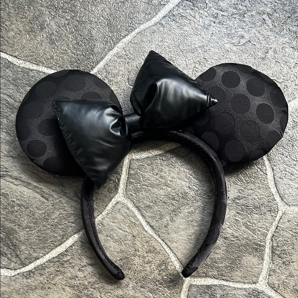 Disney Parks 2022 Disneyland Resort Black Polka Dot Minnie Ears Headband Goth